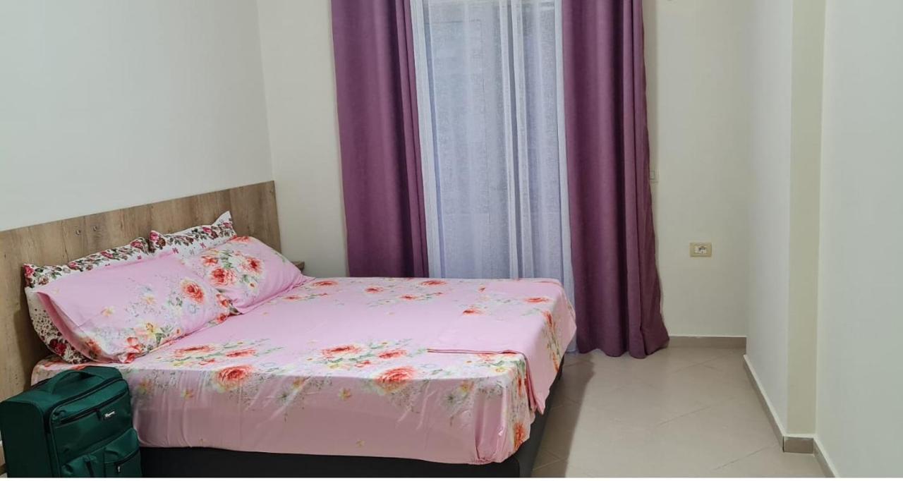 Saranda City Center & Beach Apartament 2 Bed Room Екстер'єр фото