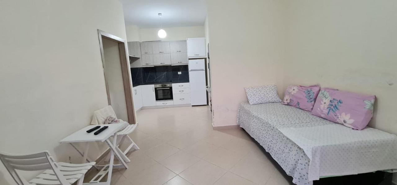 Saranda City Center & Beach Apartament 2 Bed Room Екстер'єр фото