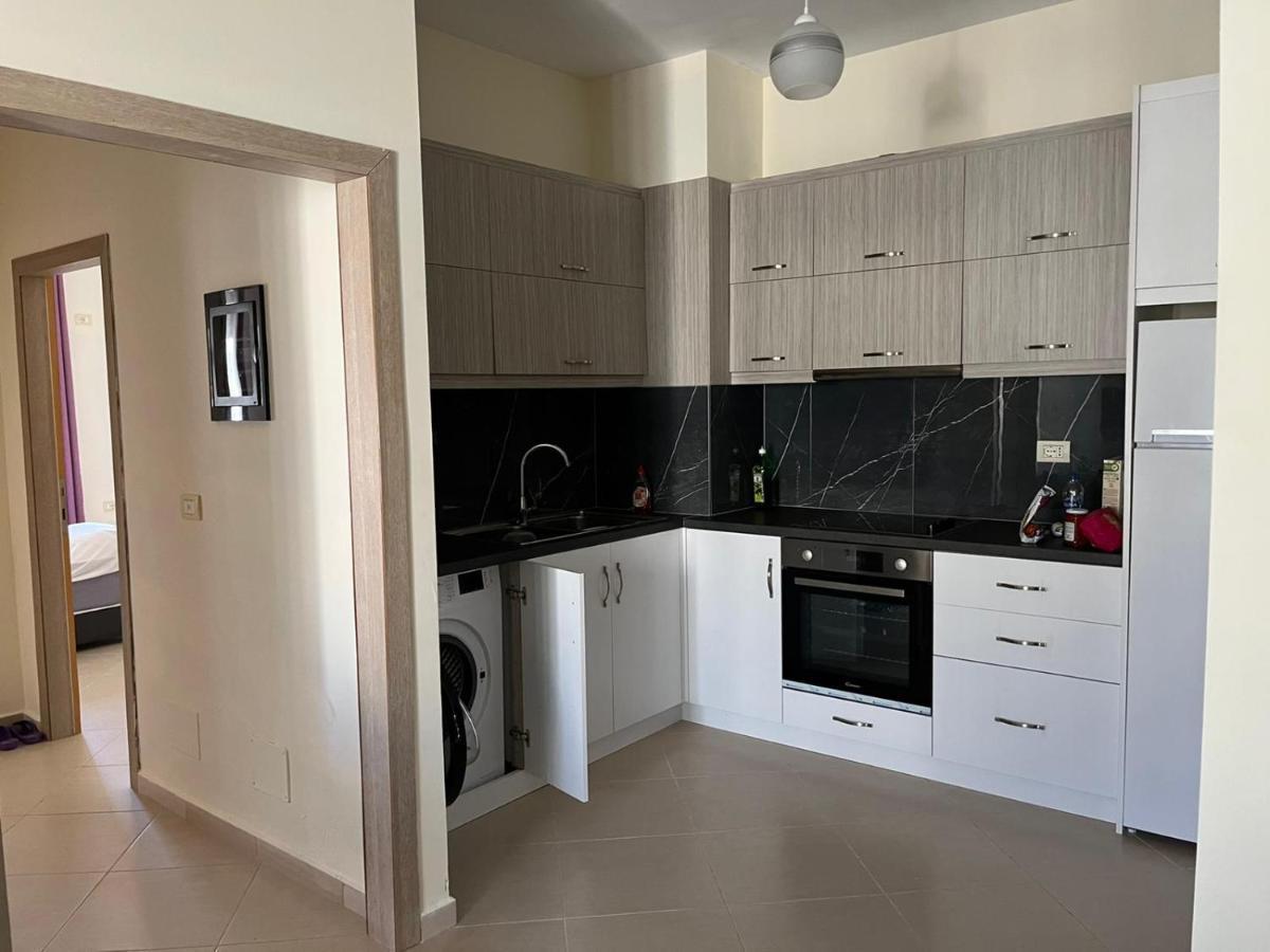 Saranda City Center & Beach Apartament 2 Bed Room Екстер'єр фото